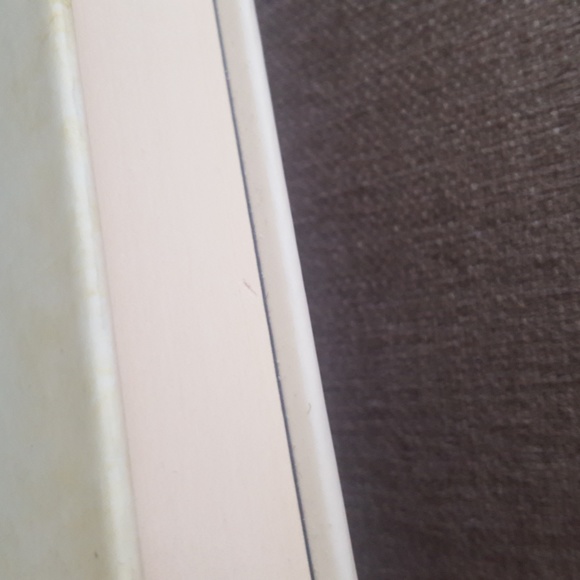 The Life-Changing Magic of Tidying Up, by Marie Kondo - Picture 7 of 7